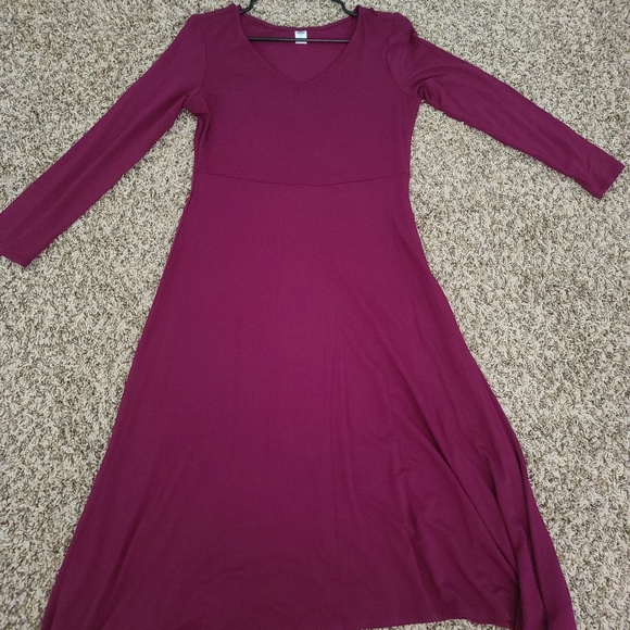 Dress - Picture 1 of 3